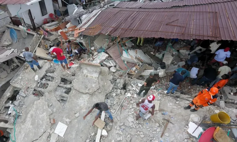 De acuerdo a cifras oficiales, aumenta el número de víctimas tras el terremoto